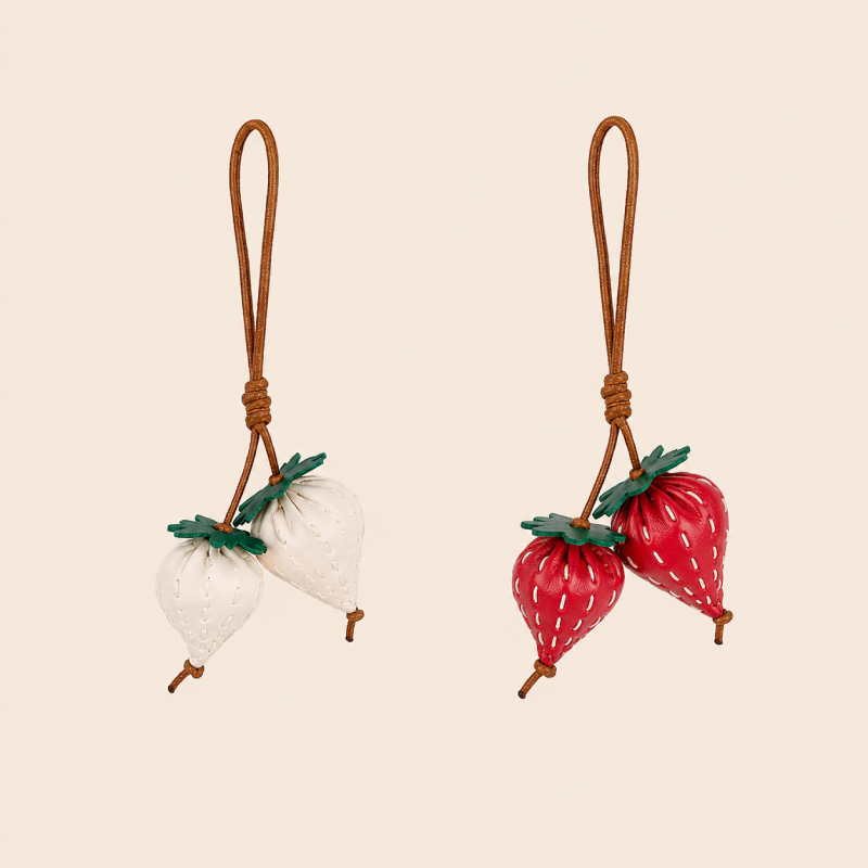 Simple Series Daily Strawberry Pu Bag Charms h5Picture2