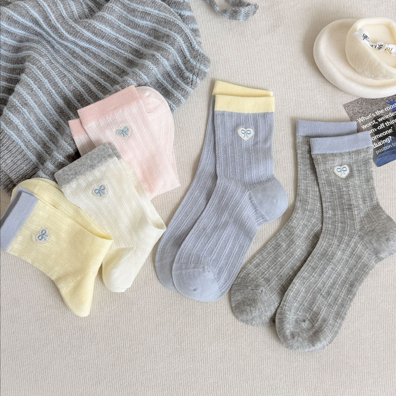 High Bounce Basic Color Clash Heart Mid-Calf Socks h5Picture2