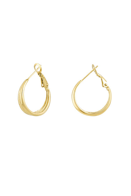 Double Earring With Relief