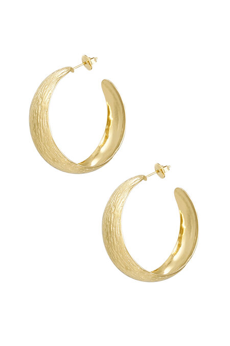earrings striped structure