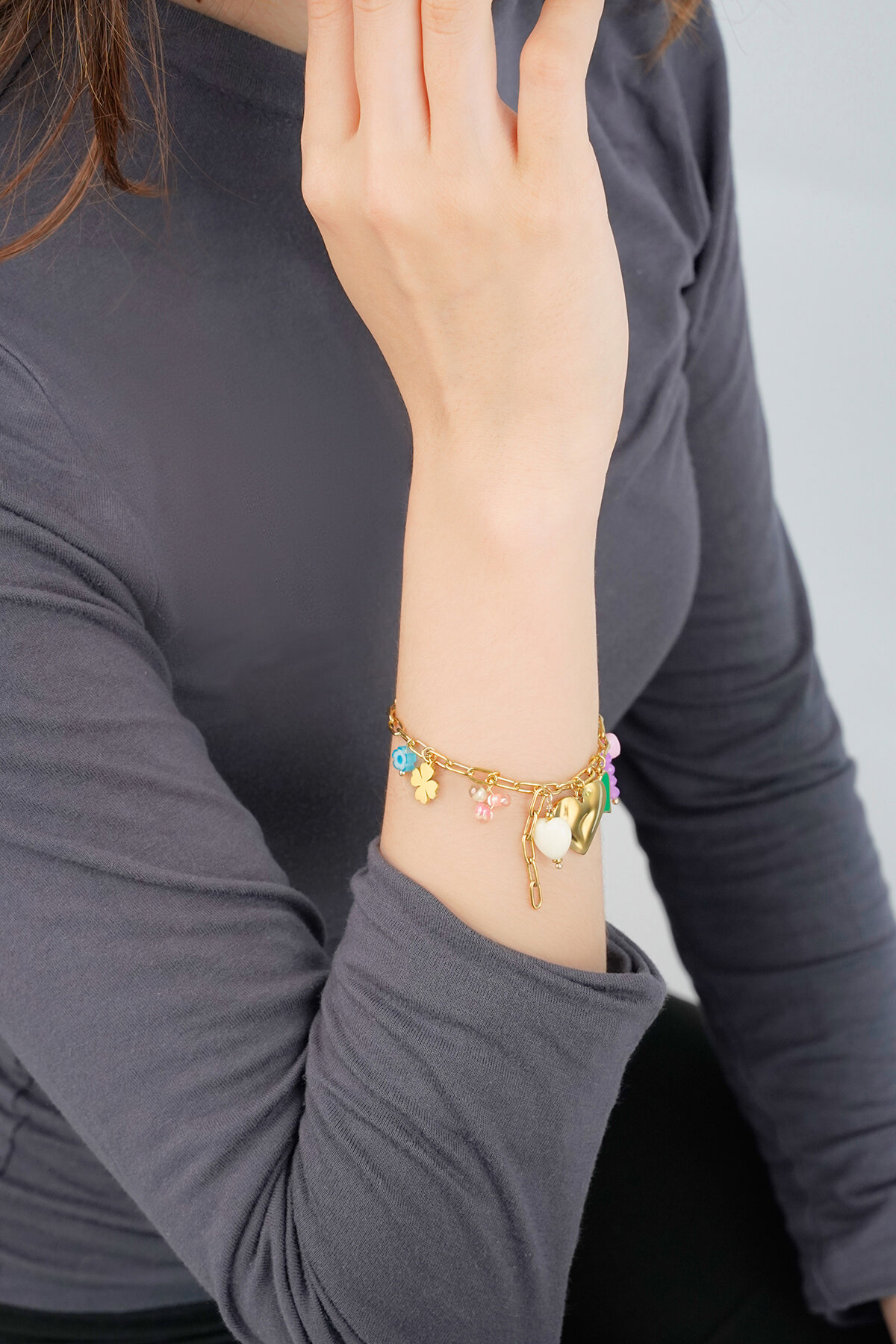 bracciale con ciondoli colorati h5 Immagine4