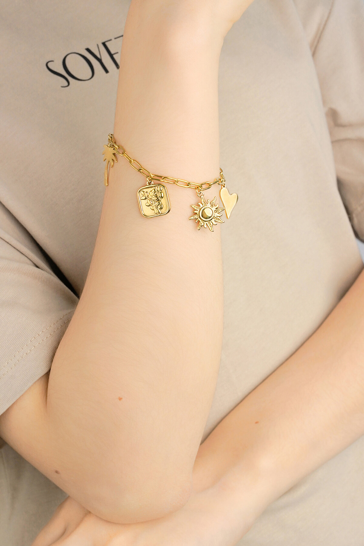 bracciale con pendente a catena retrò h5 Immagine3