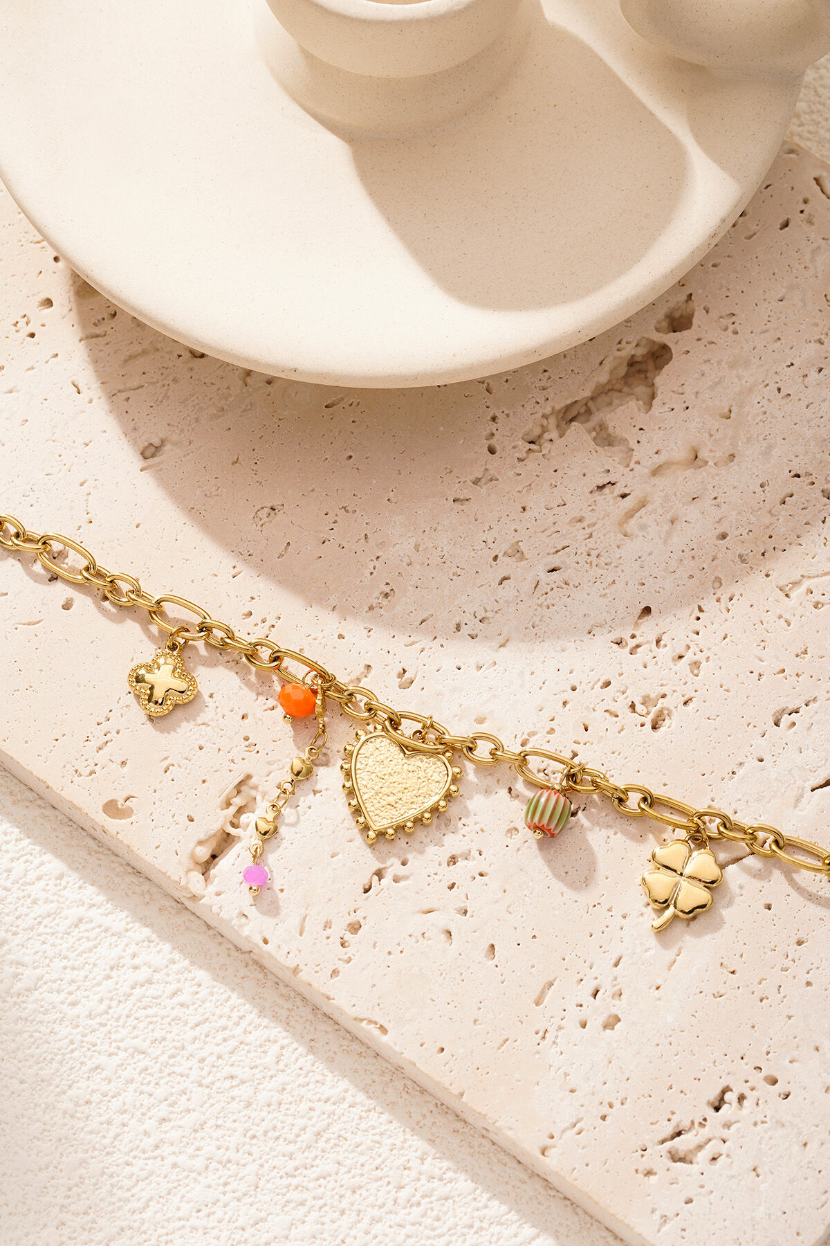 pulsera golden vibes Imagen4