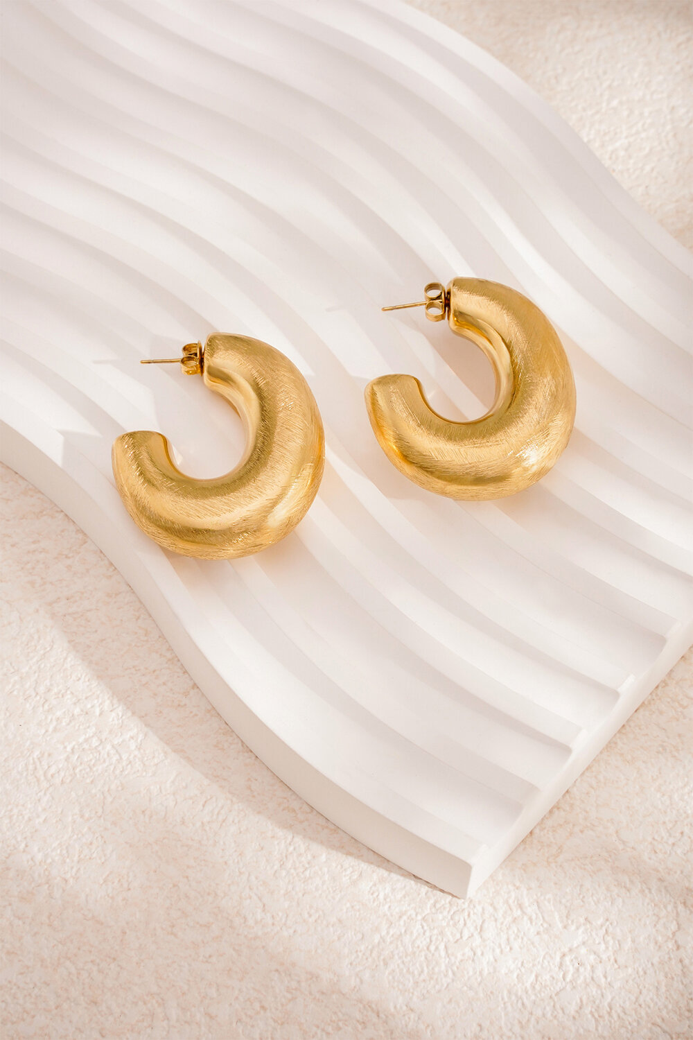 everyday hoops earrings h5Picture5