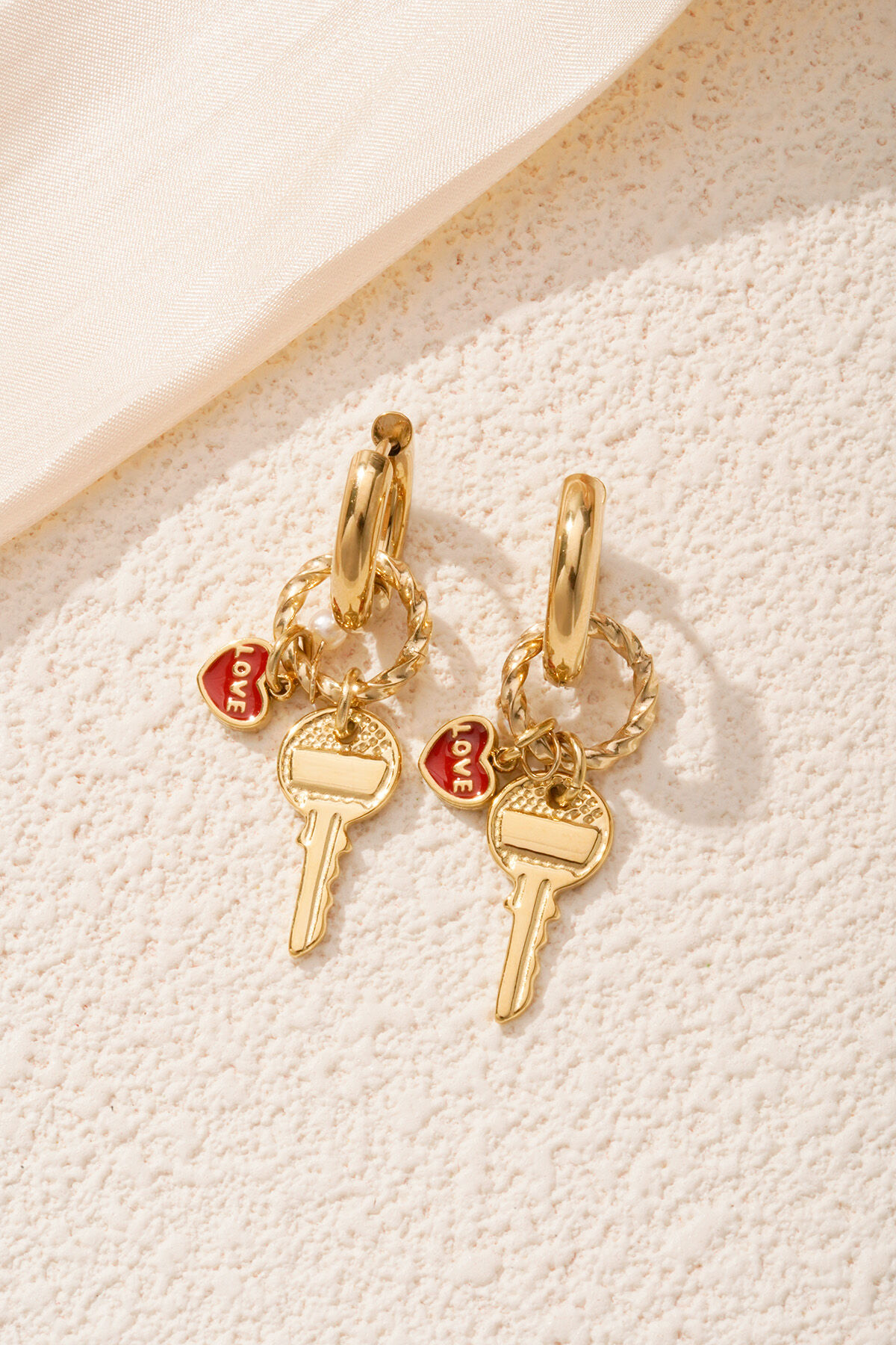 orecchini key to love Immagine5