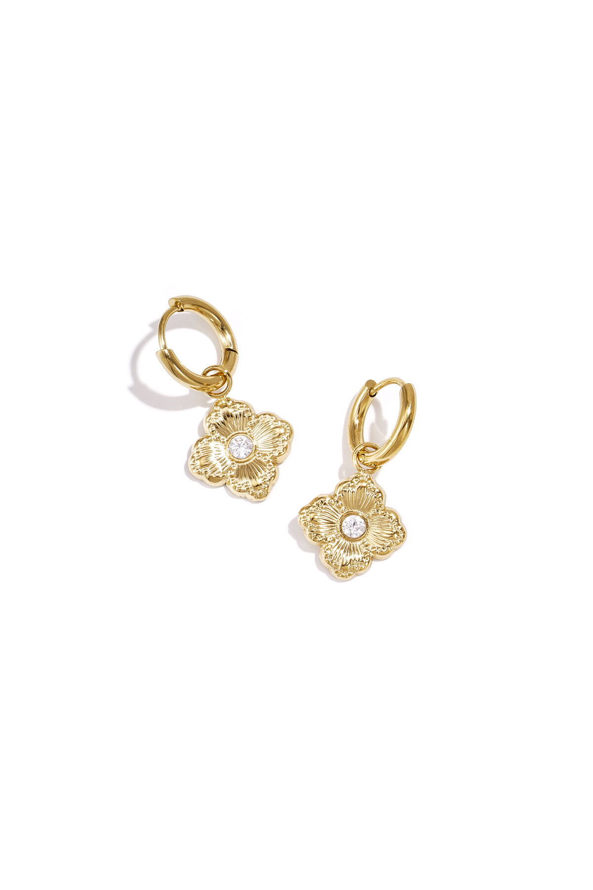 Earrings with elegant clover and stone 2