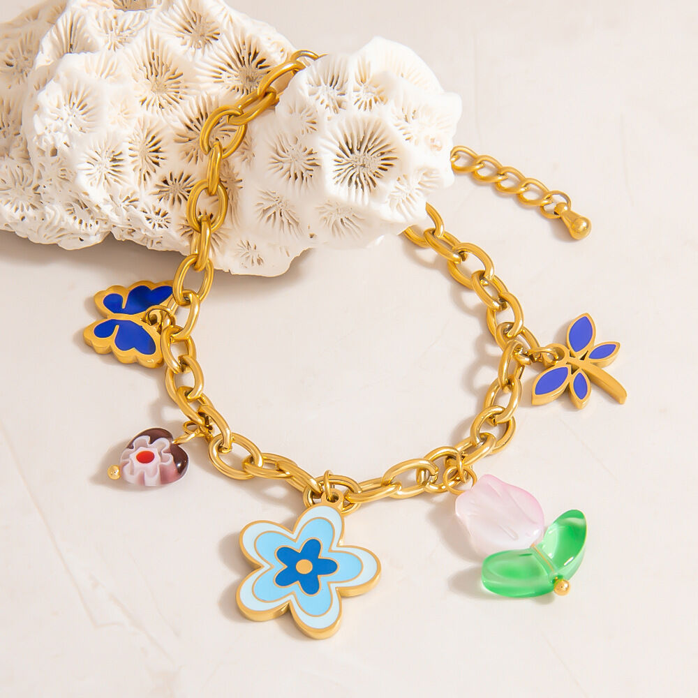 Designbare, wasserfeste und farbenfrohe Damen-Charm-Armbänder aus Edelstahl mit Früchtemotiven Bild5