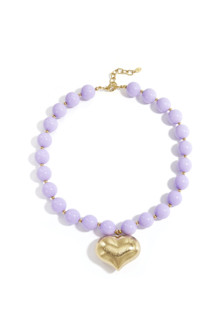 Bead necklace with hanging heart
