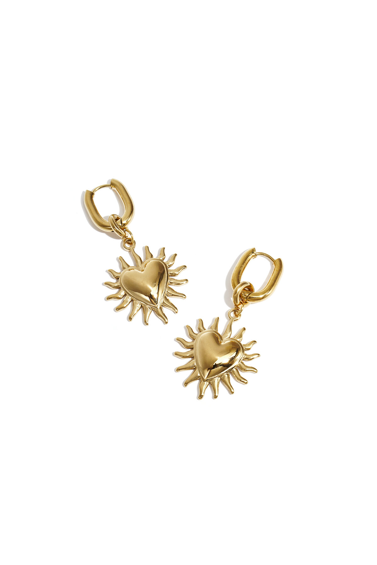 Earrings with dangling hearts and sunbeams 