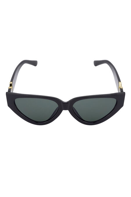V Statement Sunglasses 2