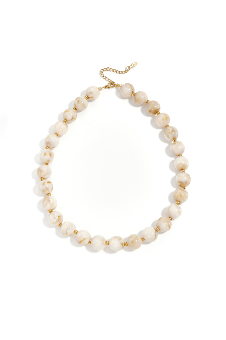 Kralenketting met goude kraaltjes 13.5mm