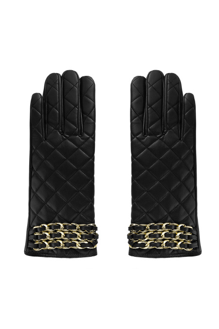 Gloves checked with chain