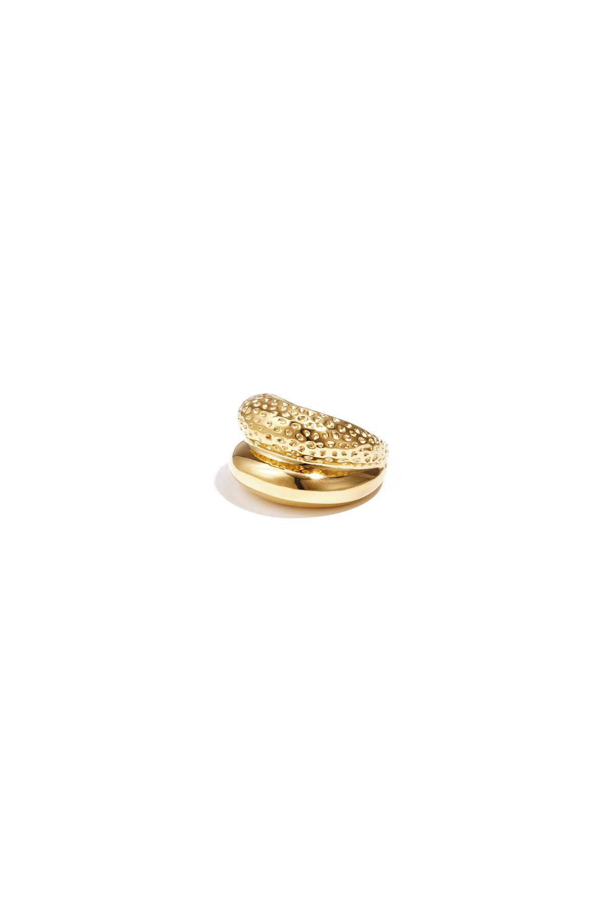Double ring with structure h5