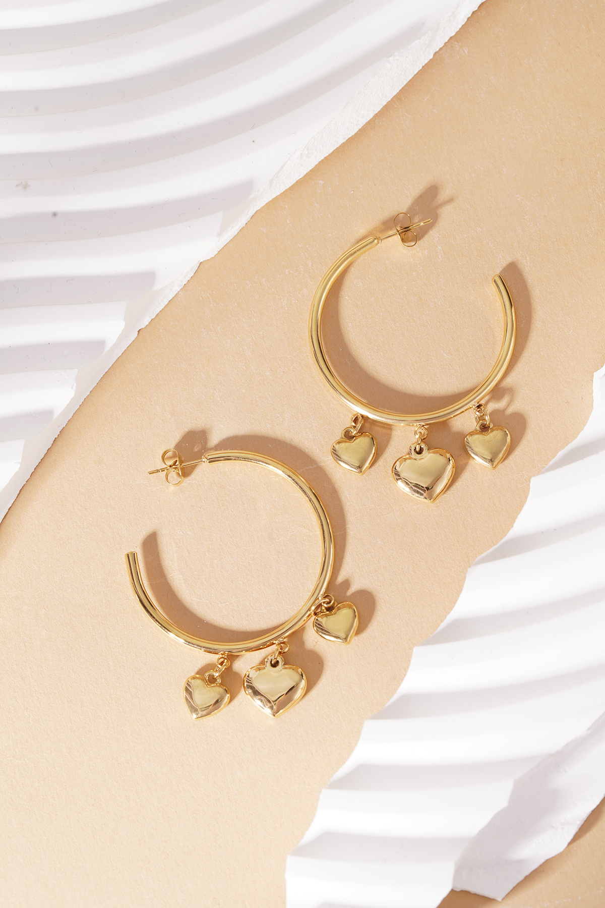Hoop heart Earrings Picture5