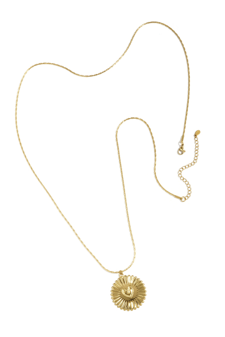Necklace With Flat Details And Large Pendant