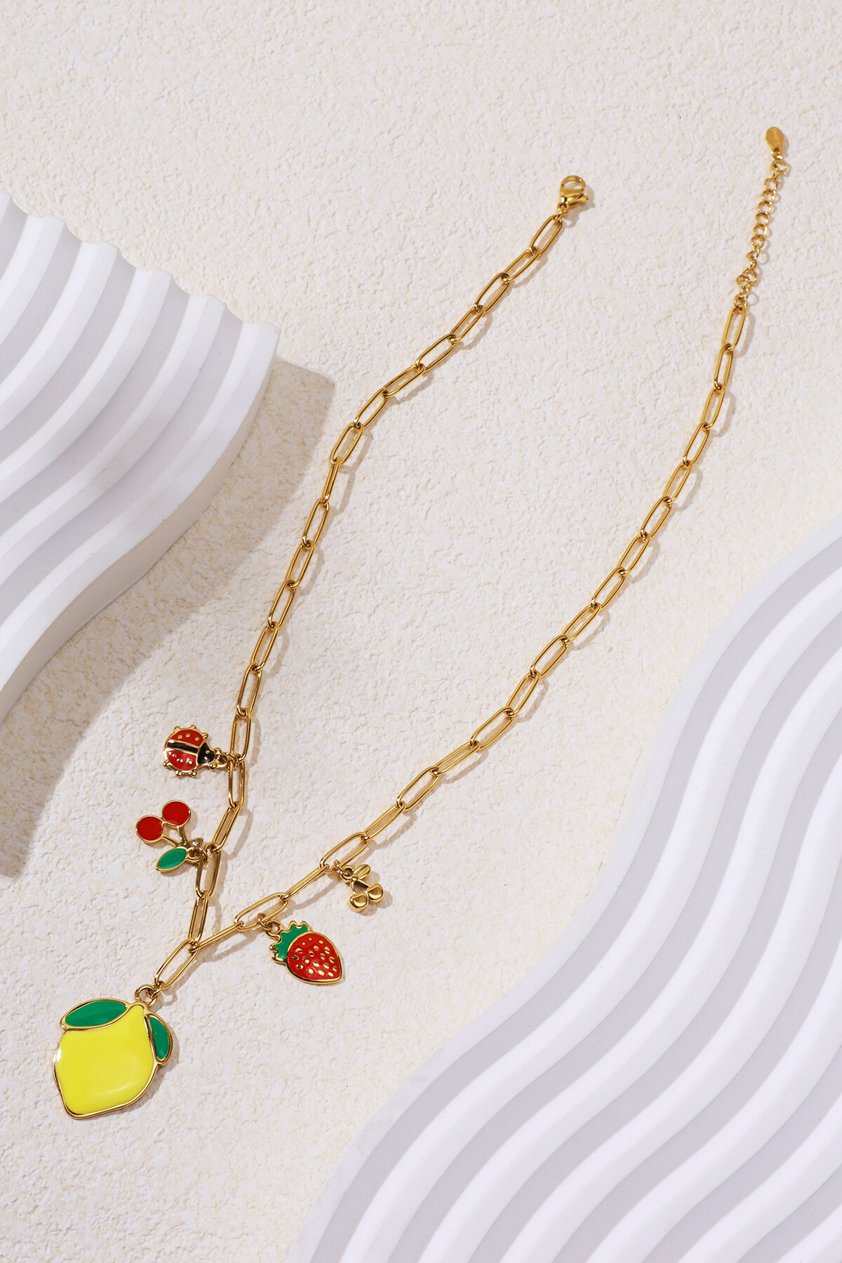 Ladybug necklace Picture4