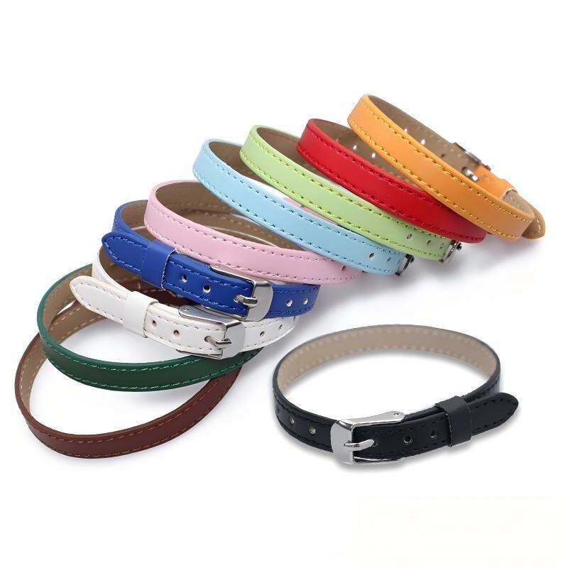 Einfache DIY-Armbänder aus PU in einfarbigen Farben mit Anhängern für Damen