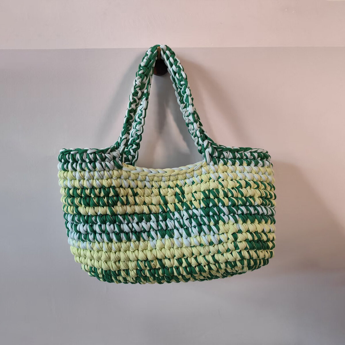 Vacation Style Woven Mixed Color Women's Tote Bag h5