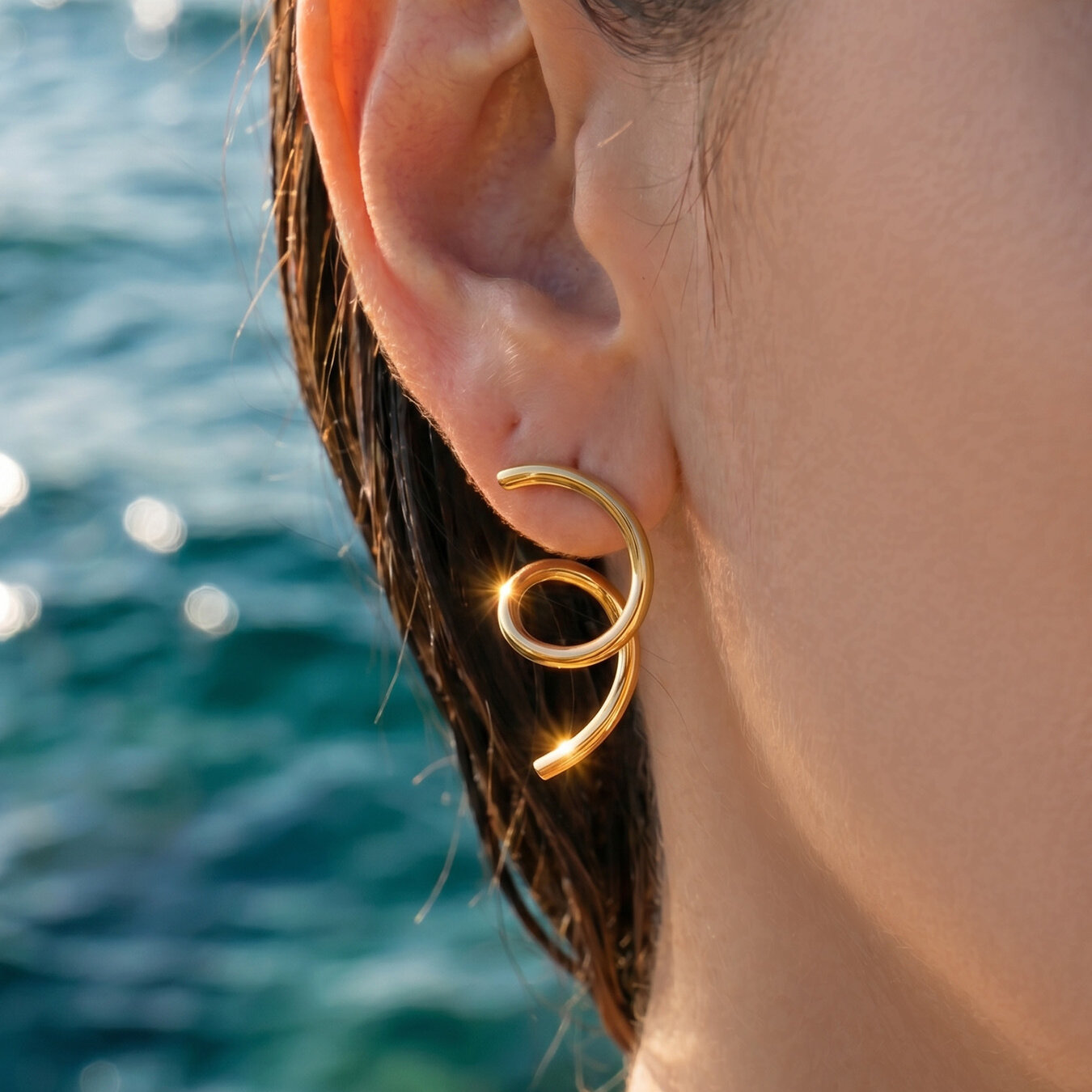 Simple Circle Lines Stainless Steel Waterproof Women's Stud Earrings