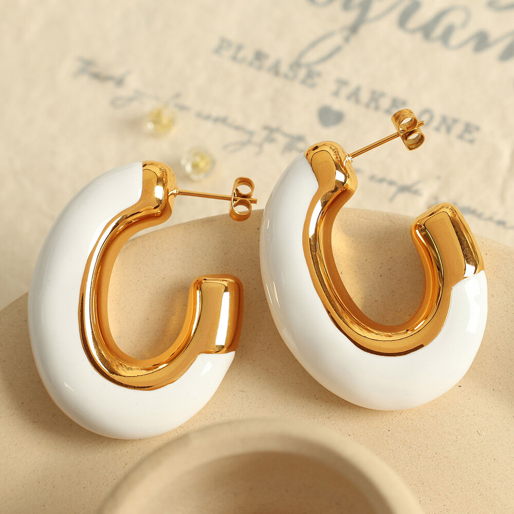 Eh720 White Oil Drop Gold Earrings
