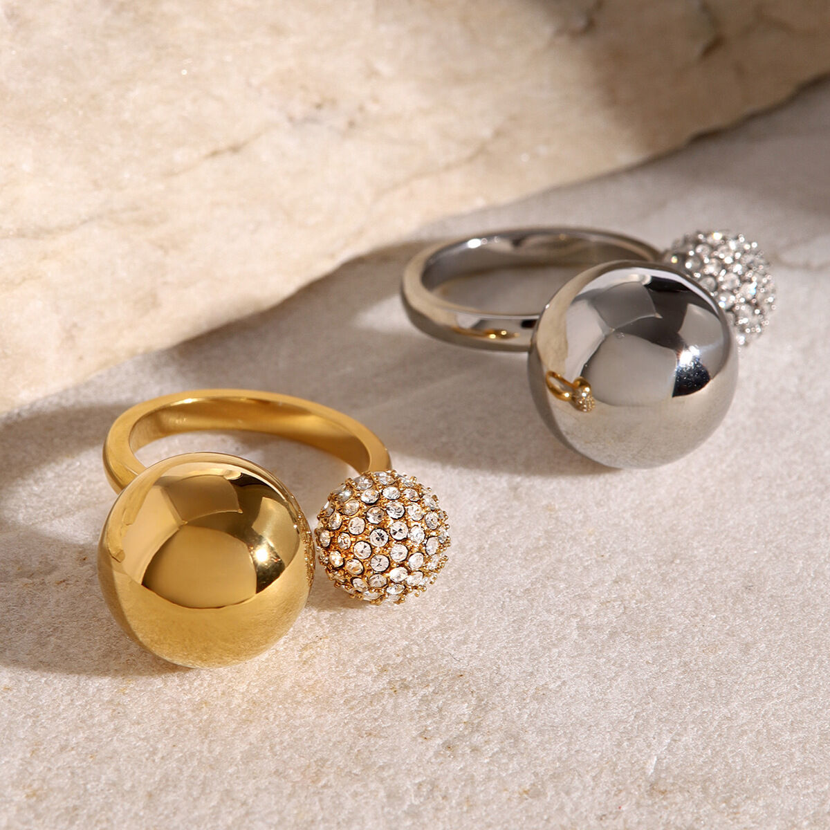 1 paio di perline in acciaio inossidabile oro 18k asimmetriche intarsiate con diamanti anello aperto versatile gioielli di moda anello regolabile da donna