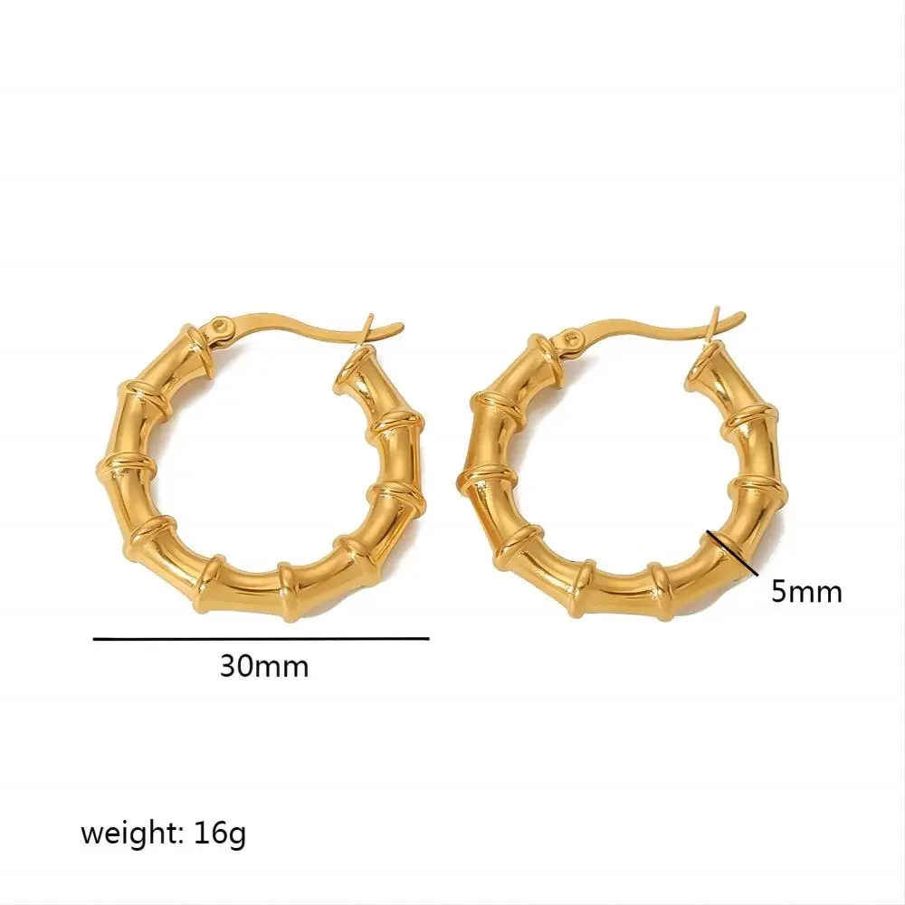 1 Paar schlichte und modische Creolen aus Bambus aus 18 Karat vergoldetem Edelstahl für Damen zum täglichen Tragen h5 Bild2