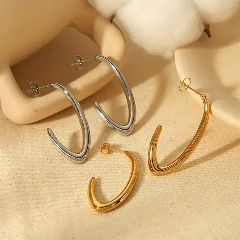 1 par de aretes geométricos en forma de c de acero inoxidable chapados en oro de personalizados para mujer, joyería para uso diario. h5
