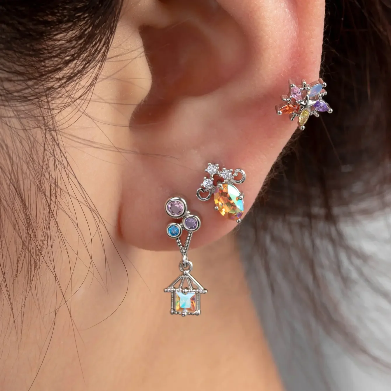 1 pezzo semplice serie semplice fiore acciaio al titanio senza placcatura materiale zircone orecchini da donna piercing h5 Immagine2
