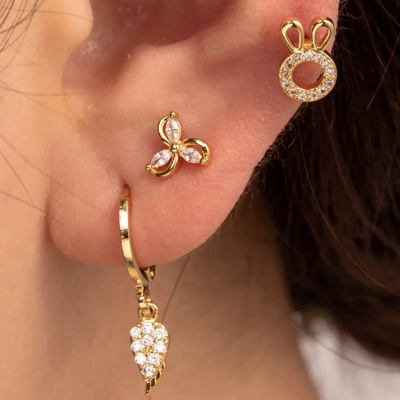 1 pezzo semplice serie classico fiore rame senza placcatura materiale zircone orecchini da donna piercing h5 Immagine2