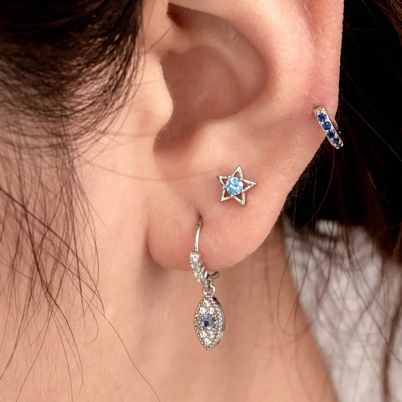 1 Stück Simple Series Schlichte geometrische Ohrringe aus Kupfer ohne Beschichtung mit Zirkonia für Damen, Piercing Bild2