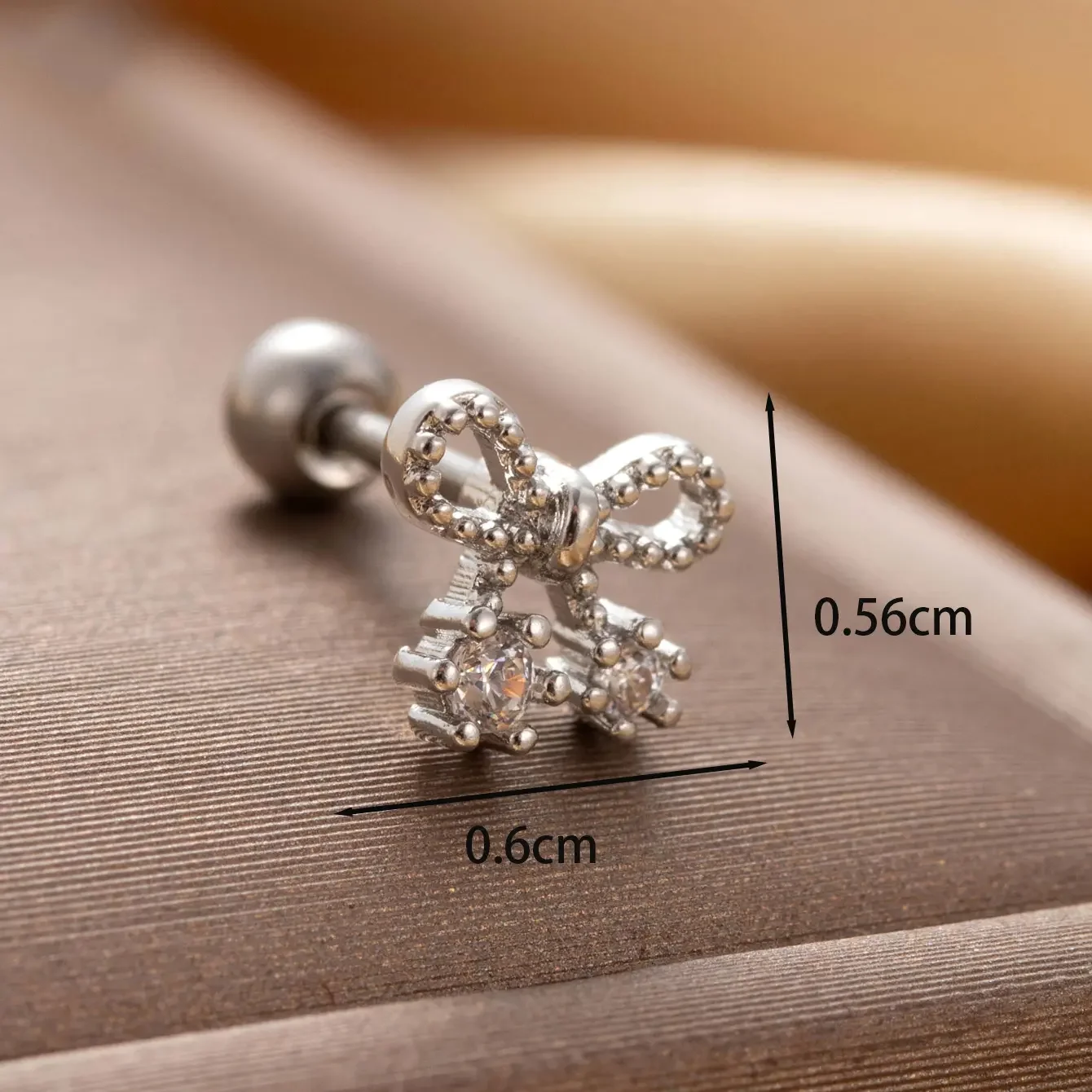 Boucles d'oreilles piercing femme Simple Series Classic Bow Knot en cuivre sans plaquage, ornées de zircon h5 