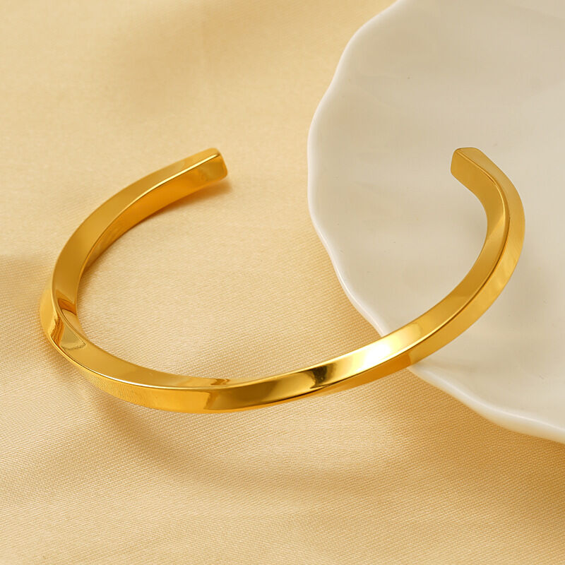1 pezzo semplice serie semplice acciaio inossidabile 18K placcato oro unisex bracciali 
