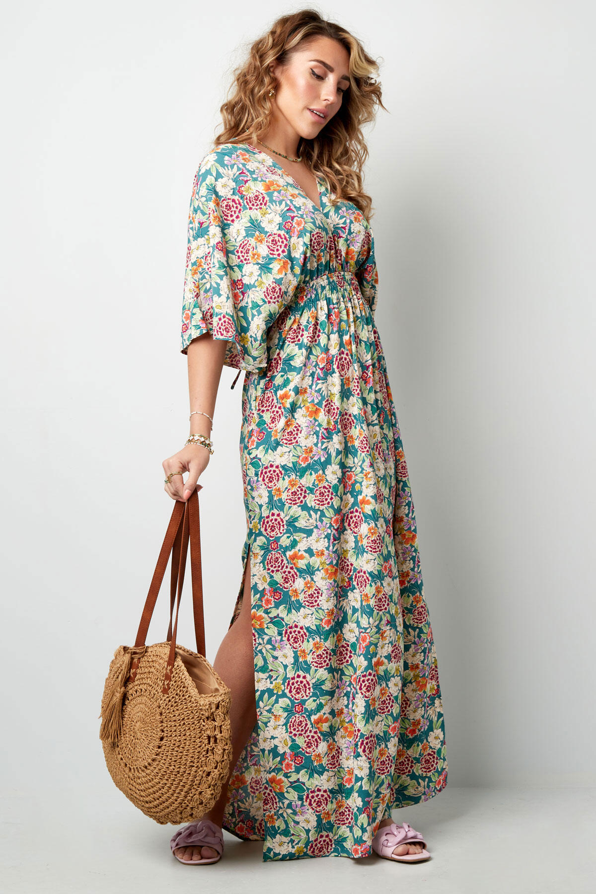 Vestido flores alegres Imagen3