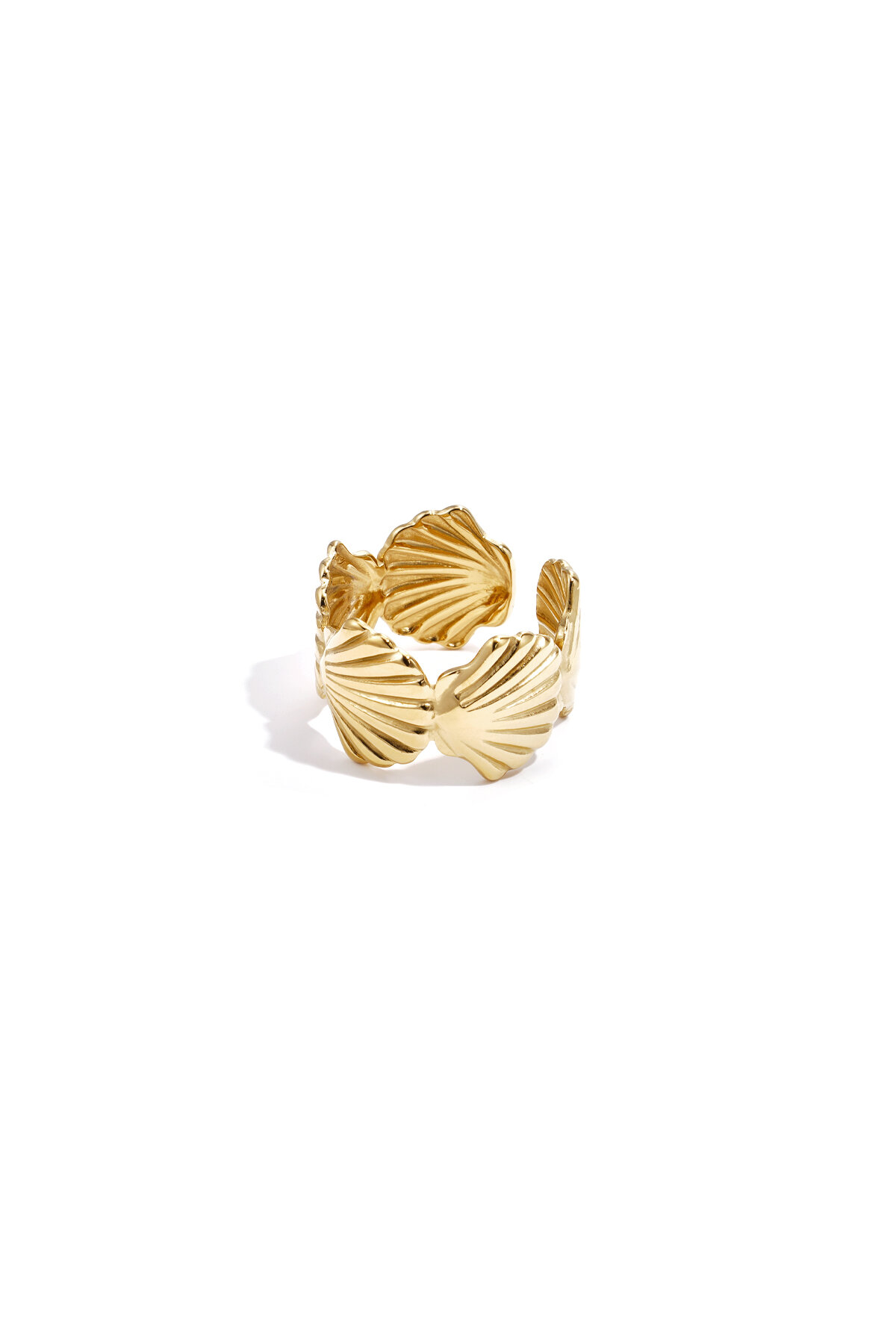Chunky ring with shells h5 