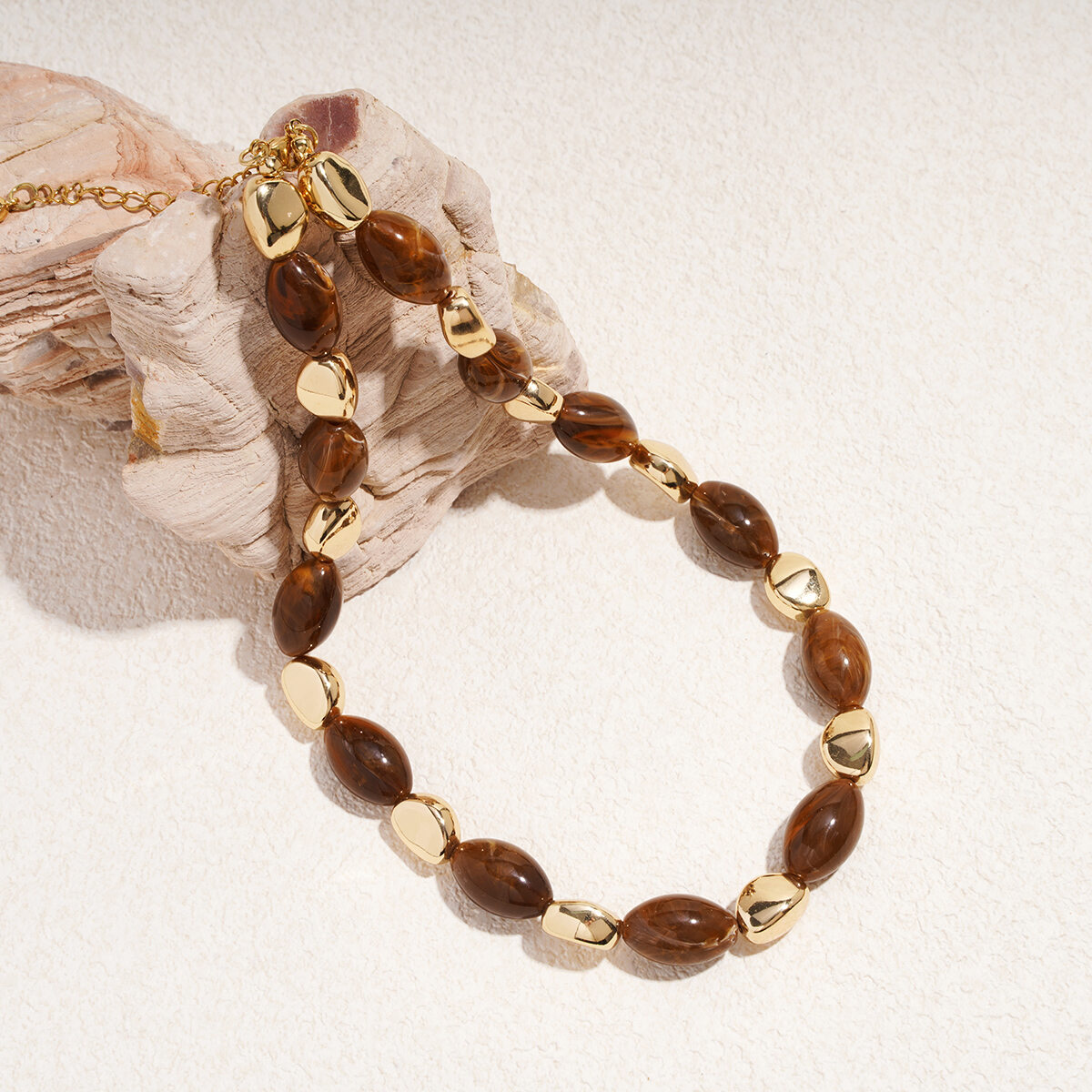 1 Piece Retro Irregular Shape Resin Beaded Necklace h5 Picture5