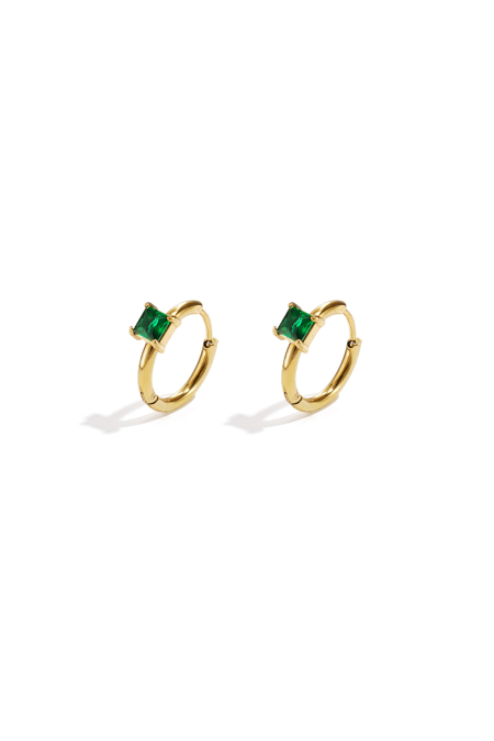 Hoops with square stone
