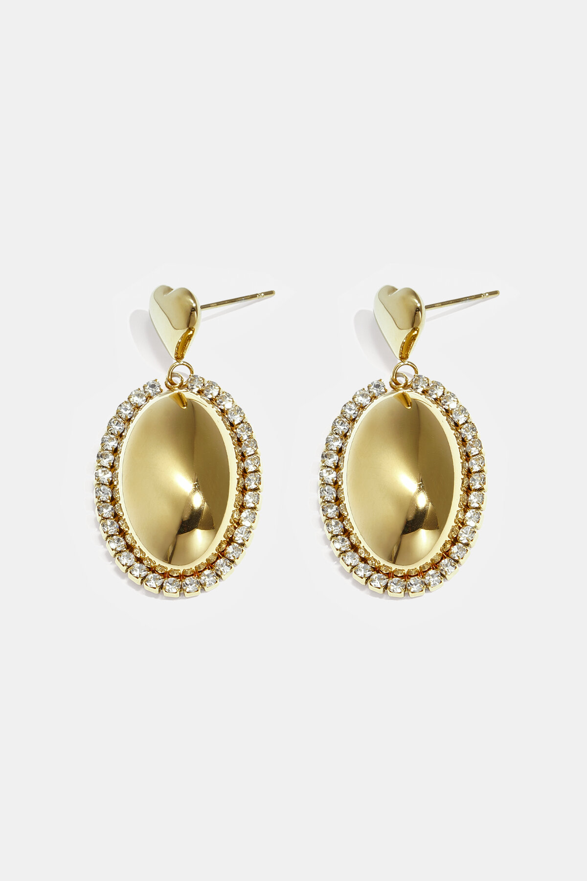Statement earrings with an oval charm surrounded by stones 2