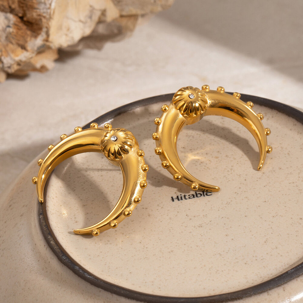 1 pair simple series retro sun/moon stainless steel gold plated rhinestone women stud earrings