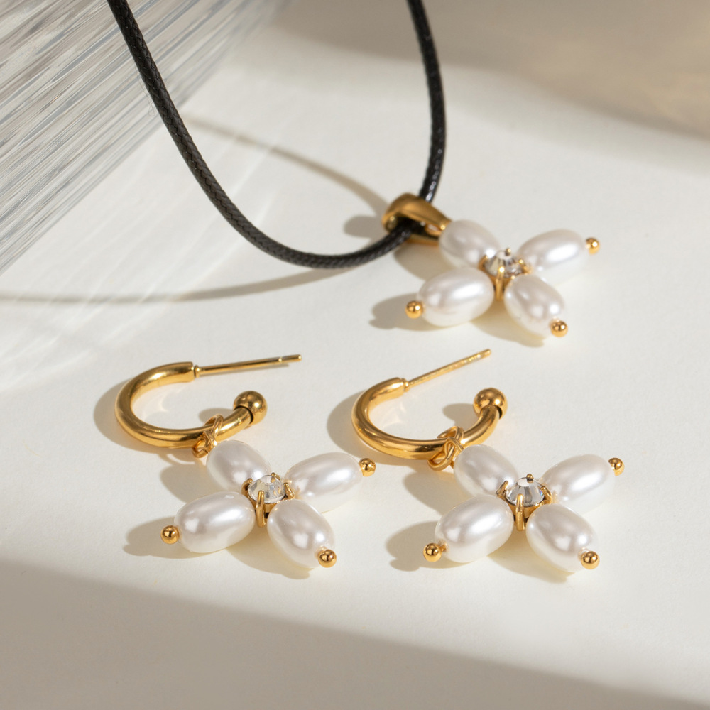 1 Pair Simple Series Elegant Cross Stainless Steel  Gold Plated Artificial Pearl Women Earrings Set Picture2