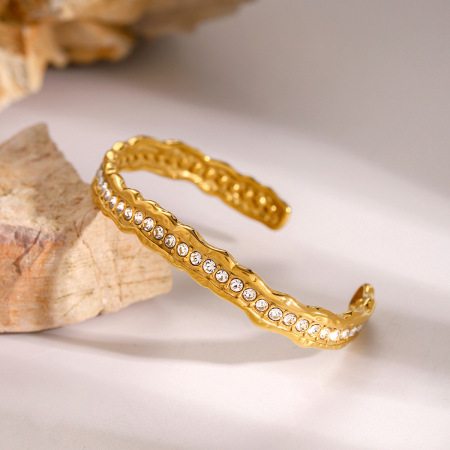 1 stuk eenvoudige serie in stijl effen kleur roestvrij staal  vergulde strass dames armbanden