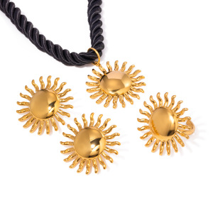 1 Pair Simple Series Retro Sun/Moon Stainless Steel Gold Plated Women Earrings Set h5 Picture4