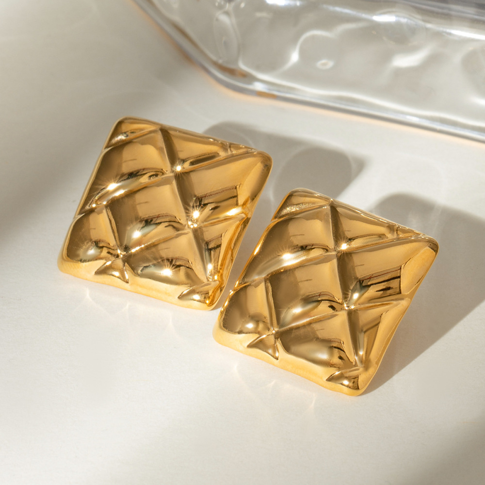 1 Pair Retro Plaid Square Shape Stainless Steel Waterproof Gold Color Stud Earrings h5Picture3