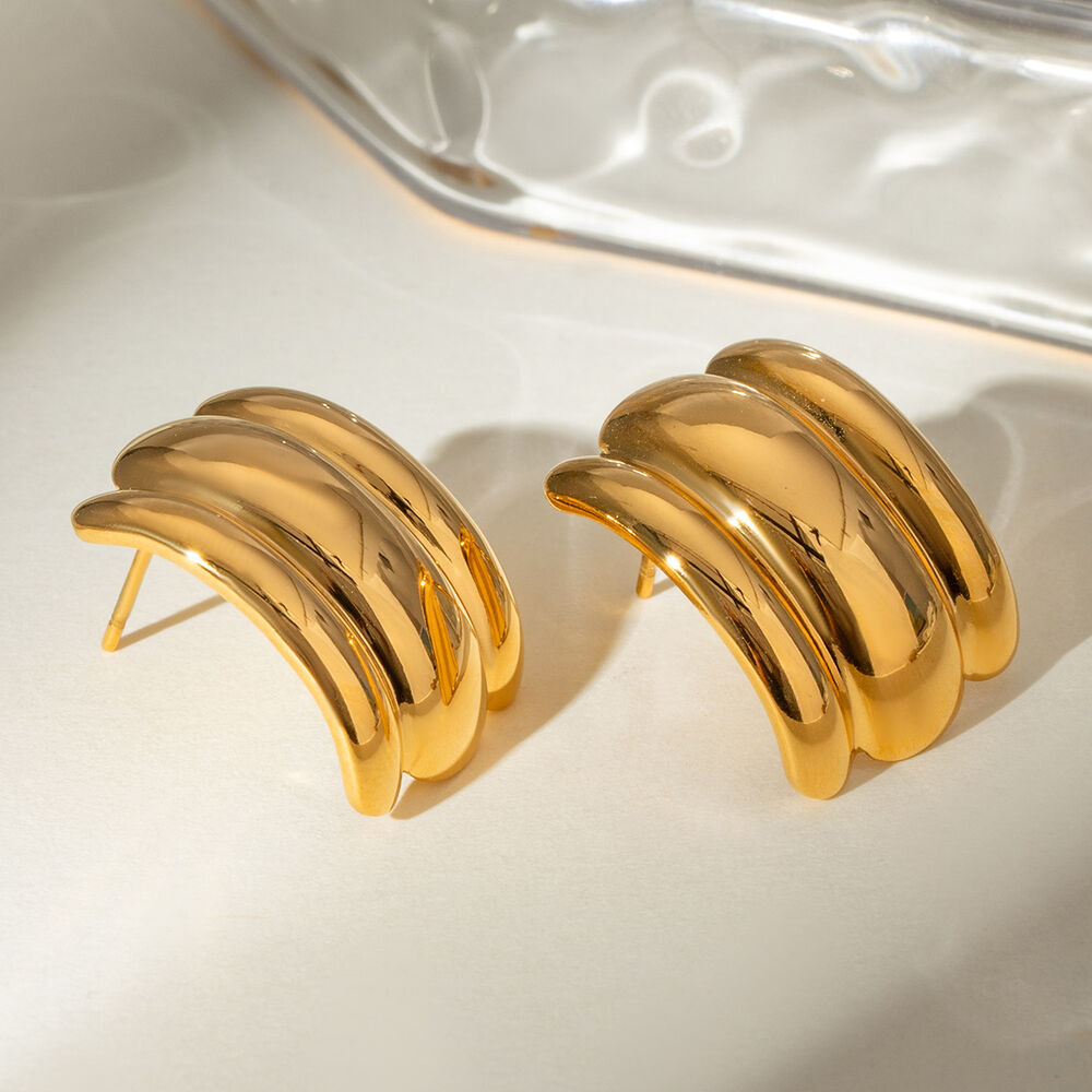 1 Pair Solid Color Stainless Steel Waterproof Gold Color Stud Earrings