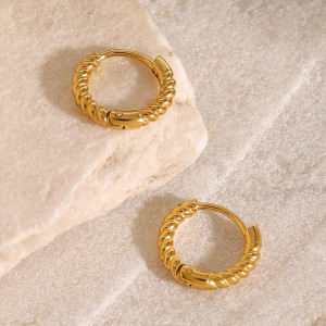 1 Pair Twisted Shape Stainless Steel Waterproof Gold Color Hoop Earrings h5 Picture3