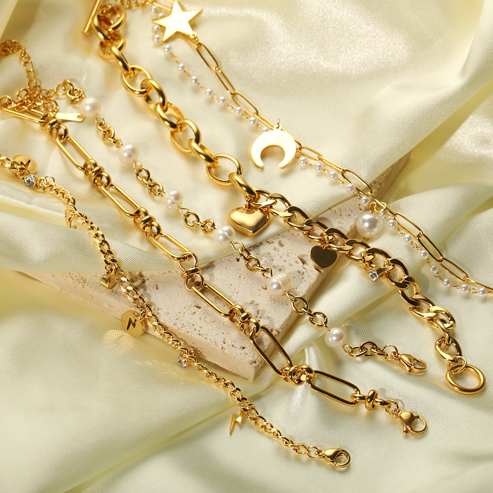 1 pezzo semplice serie dolce cuore acciaio inossidabile placcato oro 18K perle artificiali donne braccialetti con ciondoli 