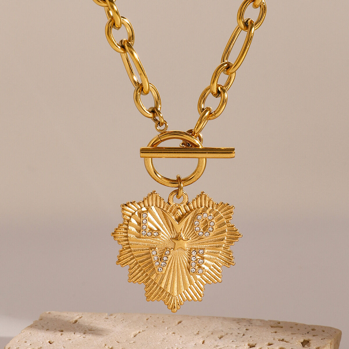 1 pezzo semplice serie retrò cuore in acciaio inossidabile placcato oro 18K strass donne ciondolo collane 