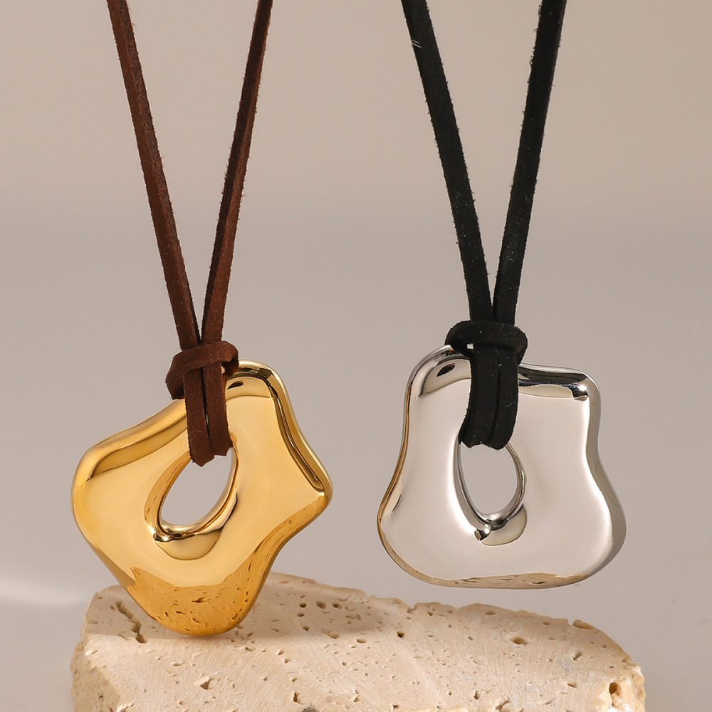 1 Piece Simple Series Daily Solid Color Stainless Steel Gold Plated Women Pendant Necklaces Picture3