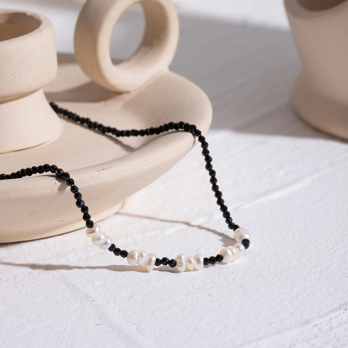 1 pieza de collar de cuentas diarias de serie simple de acero inoxidable chapado en oro de 18 quilates con cristales para mujer 