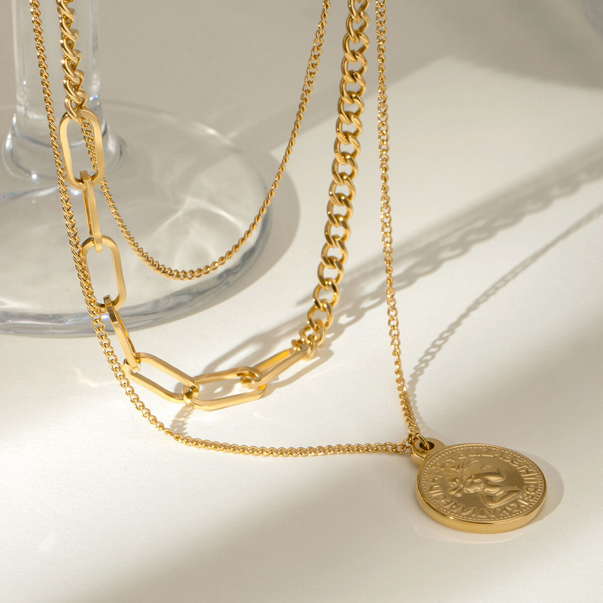 1 Stück Simple Series Klassische gravierte Edelstahl 18 Karat vergoldete Damen-Mehrfachketten h5 