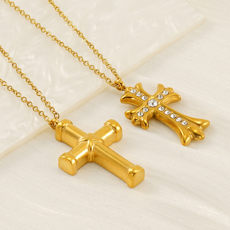 1 Piece  Style Cross Shape Titanium Steel Gold Plated Inlay Rhinestone Women's Pendant Necklace Picture2